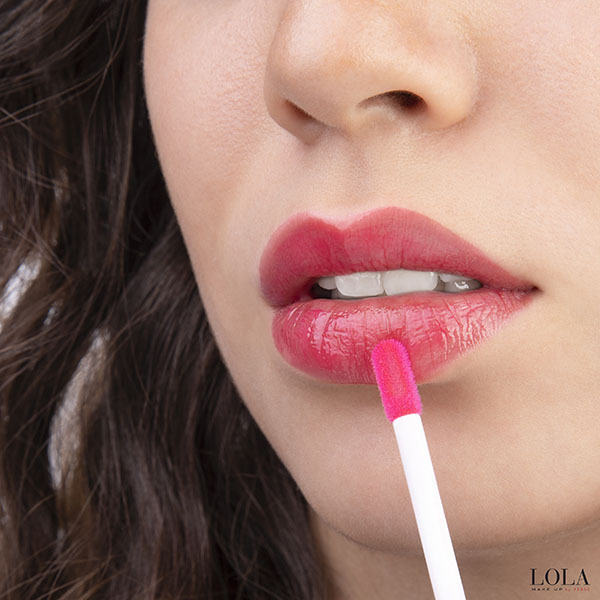 LOLA MAKE UP Lasting Intense Colour Lip Gloss 026 Carnation