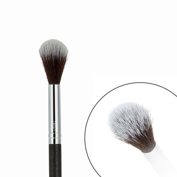 Nanshy Face Shaper Tapered Highlighter Brush