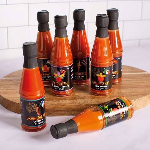 7 Bottle of Hot Sauce Packed in Window Box