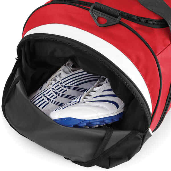 Quadra Pro Team Holdall / Duffle Bag (55 Litres)