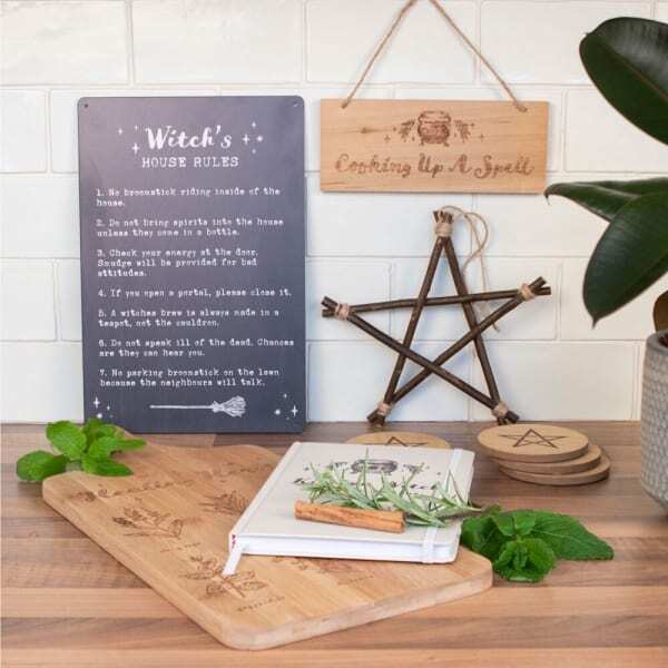 Something Different Witch´s House Rules Plaque