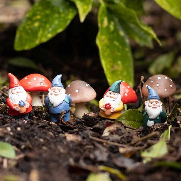 Prezzybox Set Of 4 Mini Gnome Plant Pot Pals