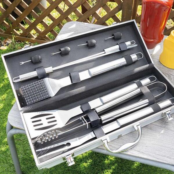 InGenious BBQ Tool Set