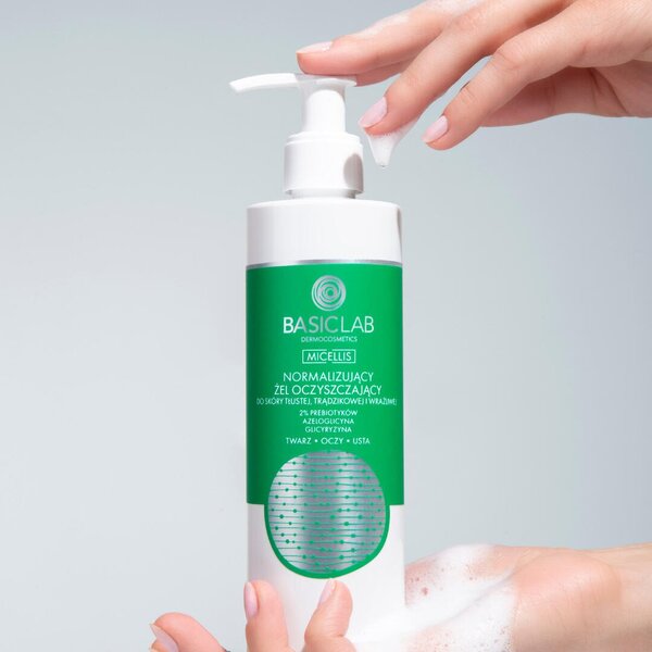 BasicLab Cleansing gel for oily, acne-prone skin 300ml