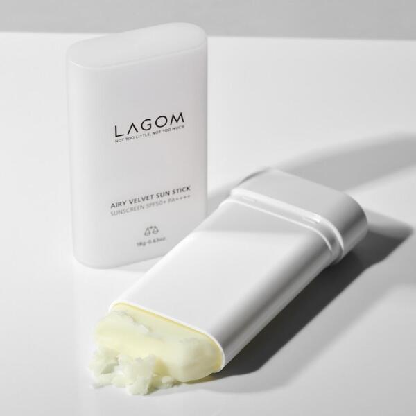 LAGOM Airy Velvet Sunstick SPF50+ PA+++ 18g