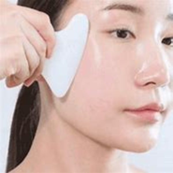 Fillimilli V Face Massager Gua Sha