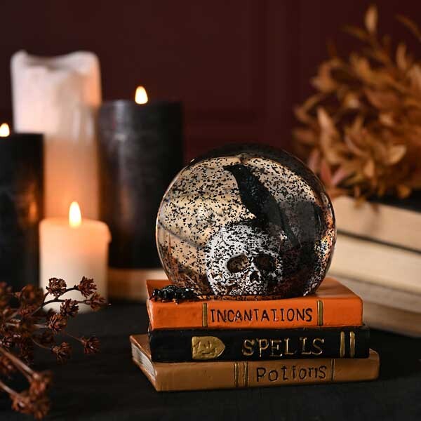 Hocus Pocus Skull Globe