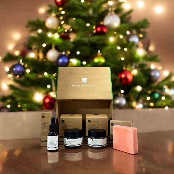 Dr Botanicals Anti-Ageing Eucalyptus & Tea Tree Gift Set