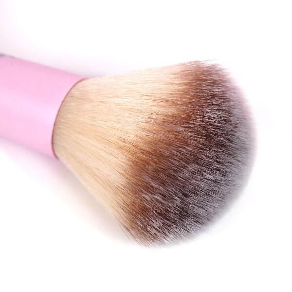 Brushworks Blush Brush