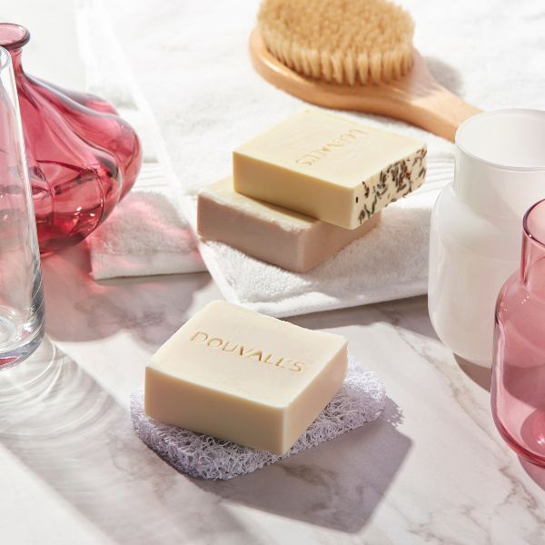 Douvalls Eco Soap Lover Set (100g soap & soap saver)