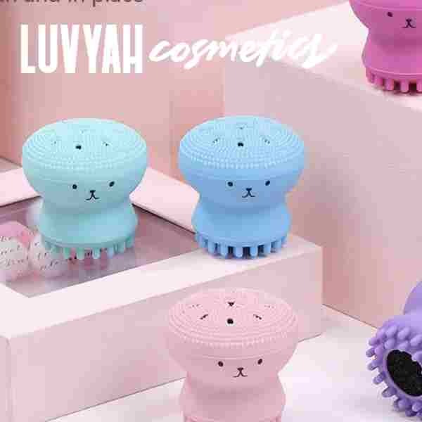 LUVYAH Cosmetics Octopus Exfoliating Cleansing Brush Purple