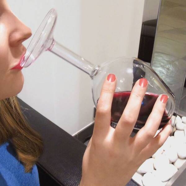 Upside Down Wine Glass 375ml