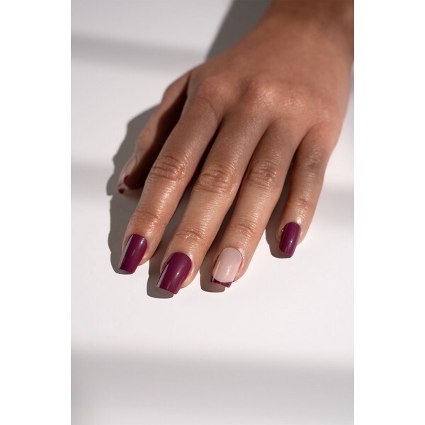 Nail HQ Pretty In Plum Square Nails