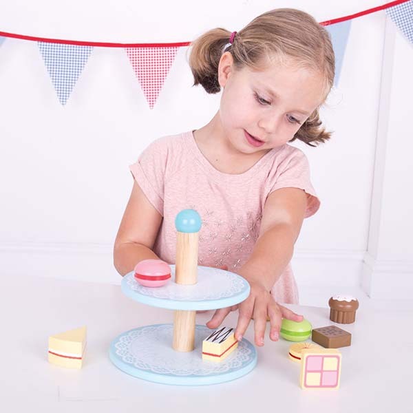 Bigjigs Toys Cake stand with Cakes