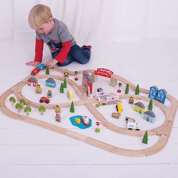 Bigjigs Rail Town and Country Train Set