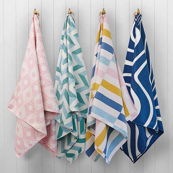 Dock & Bay Small Quick Dry Bath Towel - Diamond Pink