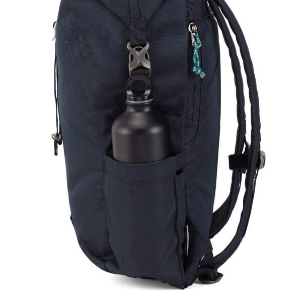 Craghoppers Kiwi Classic 16L Backpack