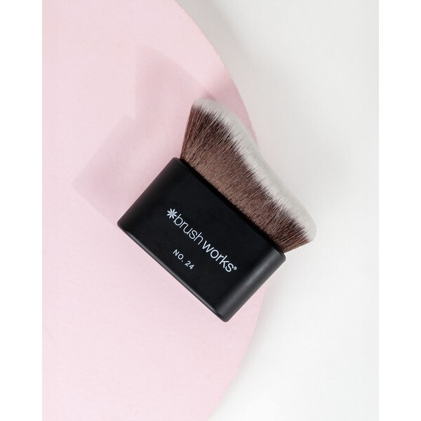 Brushworks No. 24 Blending Face & Body Brush