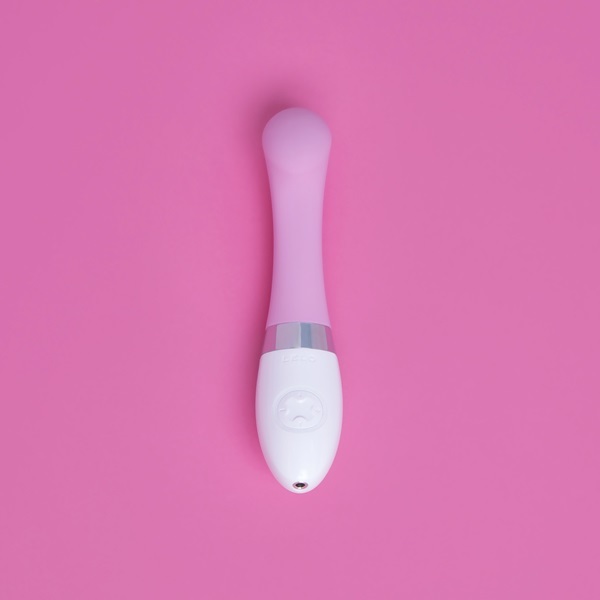 LELO Gigi 2 Rechargeable G-Spot Vibrator-Pink