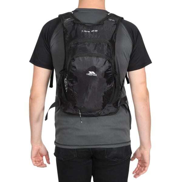 Trespass Ultra 22 Light Rucksack/Backpack (22 Litres)