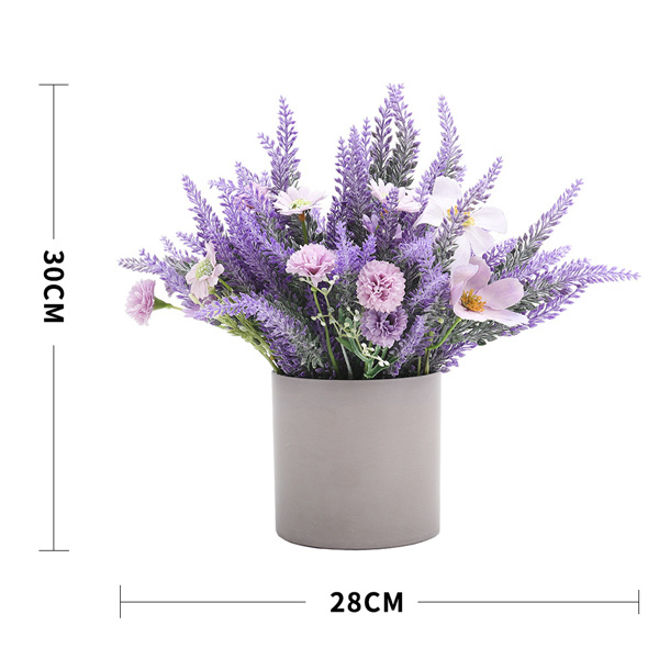 Livingandhome Artificial Lavender in Wood Planter