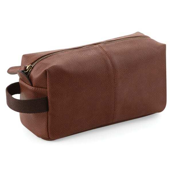 Quadra NuHide Faux Leather Washbag