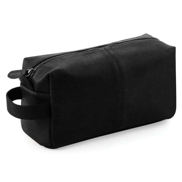 Quadra NuHide Faux Leather Washbag