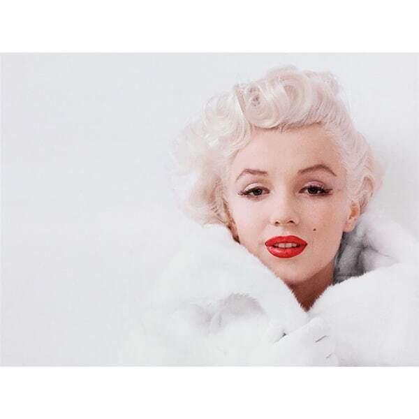 Marilyn Monroe Photograph Canvas Print (80cm x 60cm)