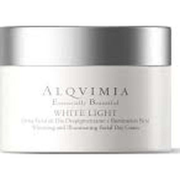 White Light Whitening And Illuminating Facial Day Cream 50ml