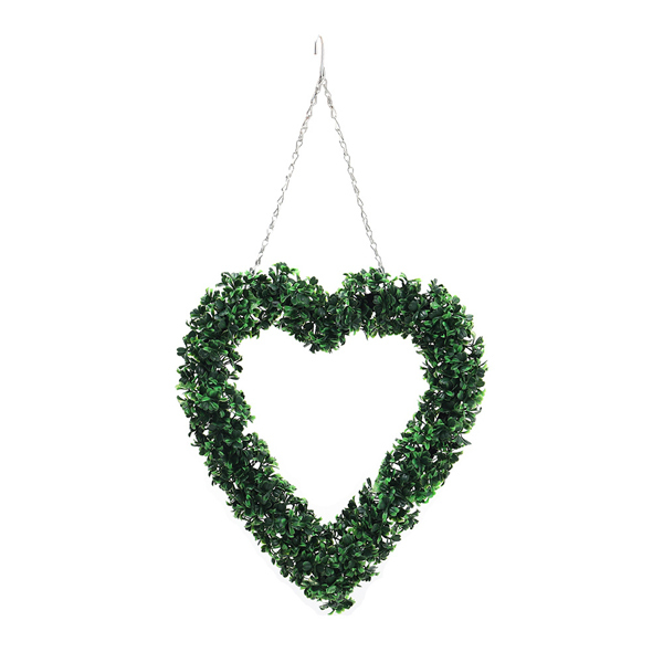 Livingandhome Artificial Boxwood Green Leaves Heart Wreath