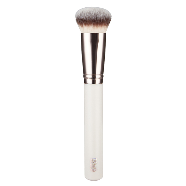 MUA Buffing Brush