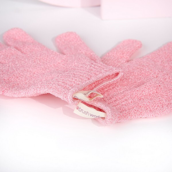 Brushworks Exfoliating Gloves