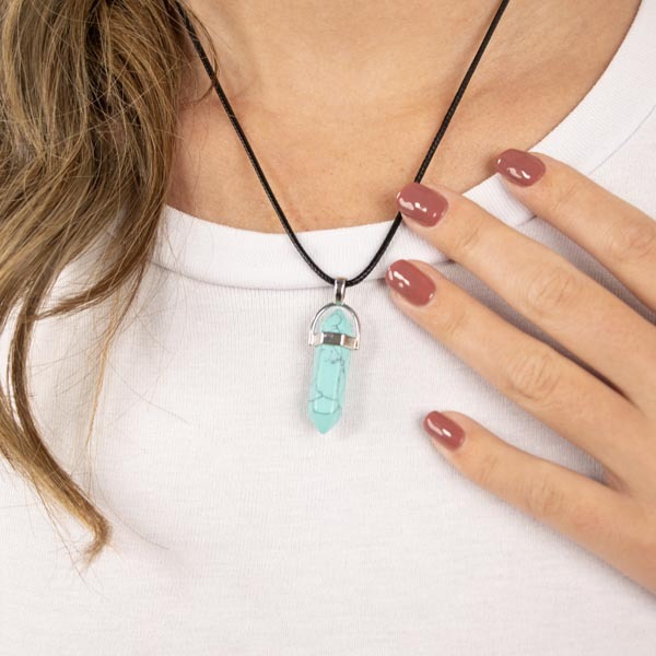 Myga Crystal Pendant Necklace - Turquoise