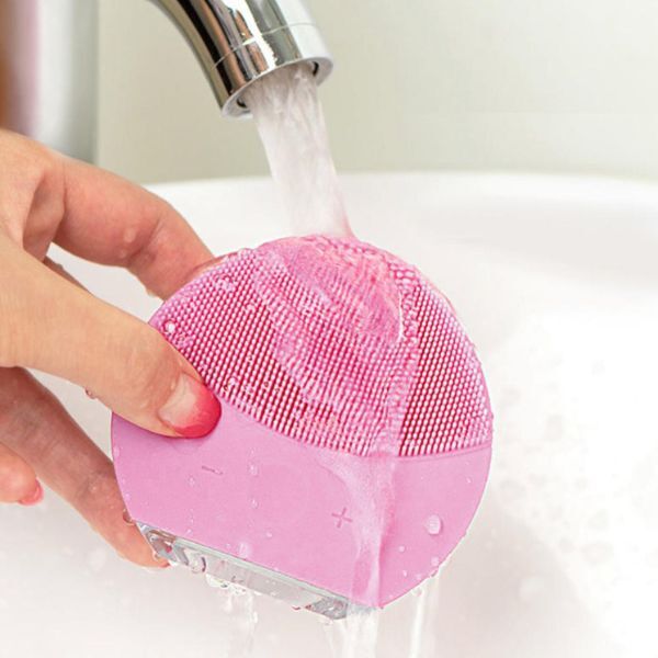 TBS Silicone Waterproof Face Scrubber