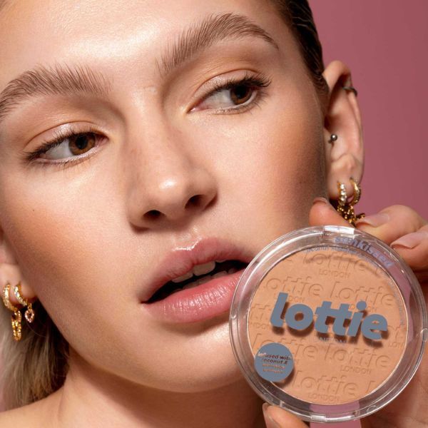 Lottie London Sunkissed Bronzer Suncatcher Medium/Dark