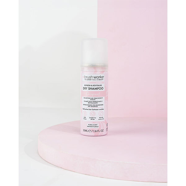 Brushworks Refresh & Revitalise Floral Dry Shampoo - 50ml