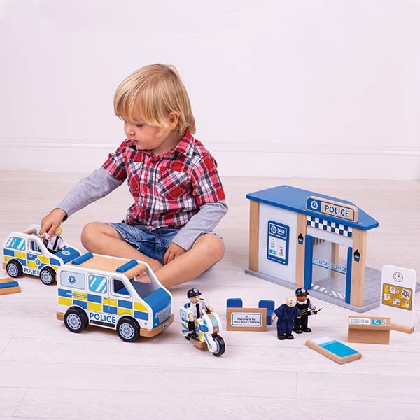 Tidlo Wooden Police Station Playset