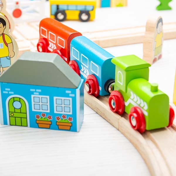 Bigjigs Rail Town and Country Train Set