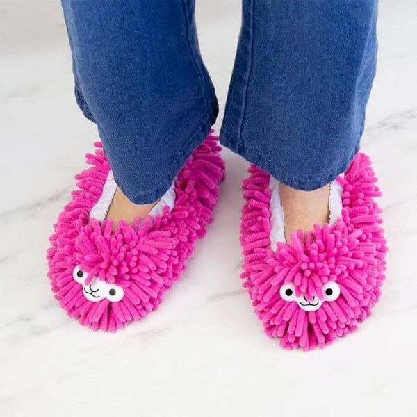 Gift Republic Llama Cleaning Slippers