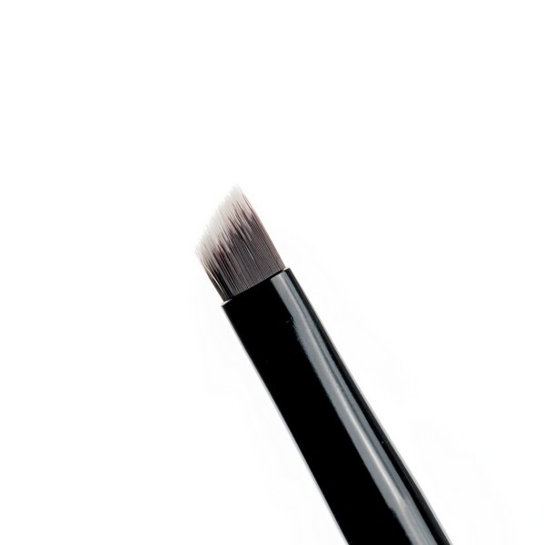 Brushworks No. 21 Precise Brow Brush