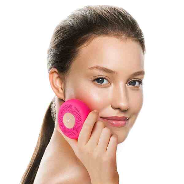 FOREO UFO Mini Face Mask Treatment for Dry Skin, Fuchsia