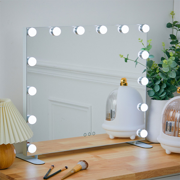 Livingandhome LED Lighted Vanity Mirror with Lights