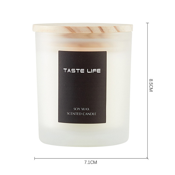 Livingandhome Soy Wax Scented Candle Sweet Mountain Spring