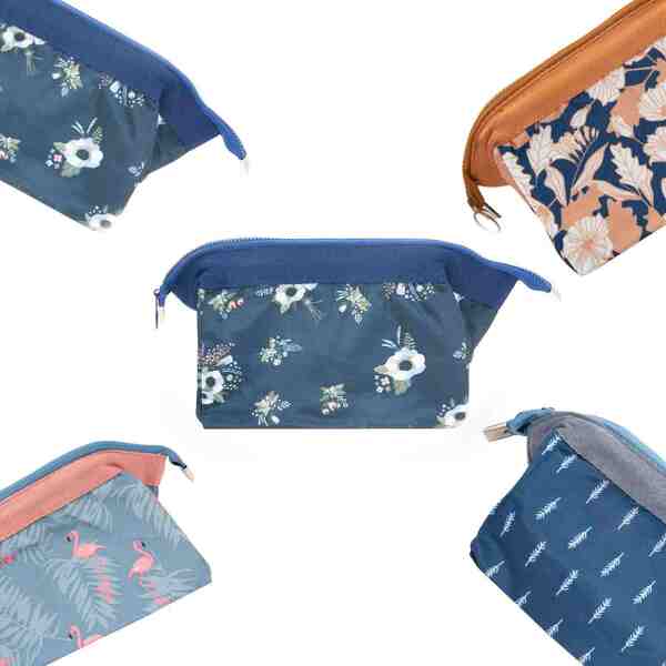 Envie Fashionable Waterproof & Portable Cosmetic Bag