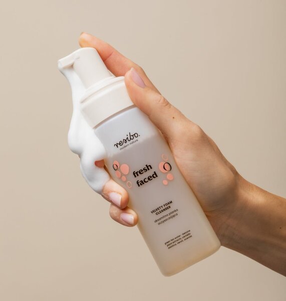 Resibo FRESH FACED Velvety foam cleanser 150ml