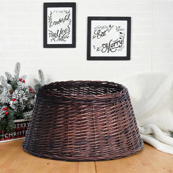 Livingandhome Wicker Christmas Tree Collar Large