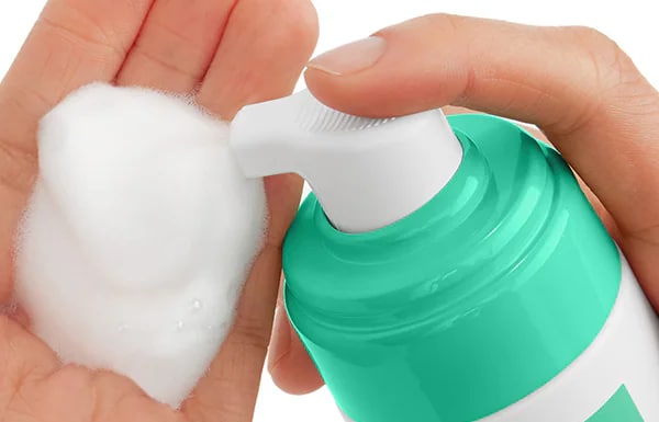 e0525_M_Takeover_CeraveAirFoam_Foaming2.png