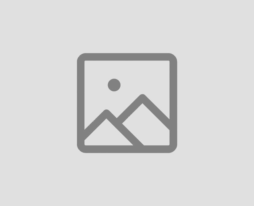 <h3 style="font-size: 16px; font-weight: 600; padding: 0 15px; ">Lorem ipsum</h3>