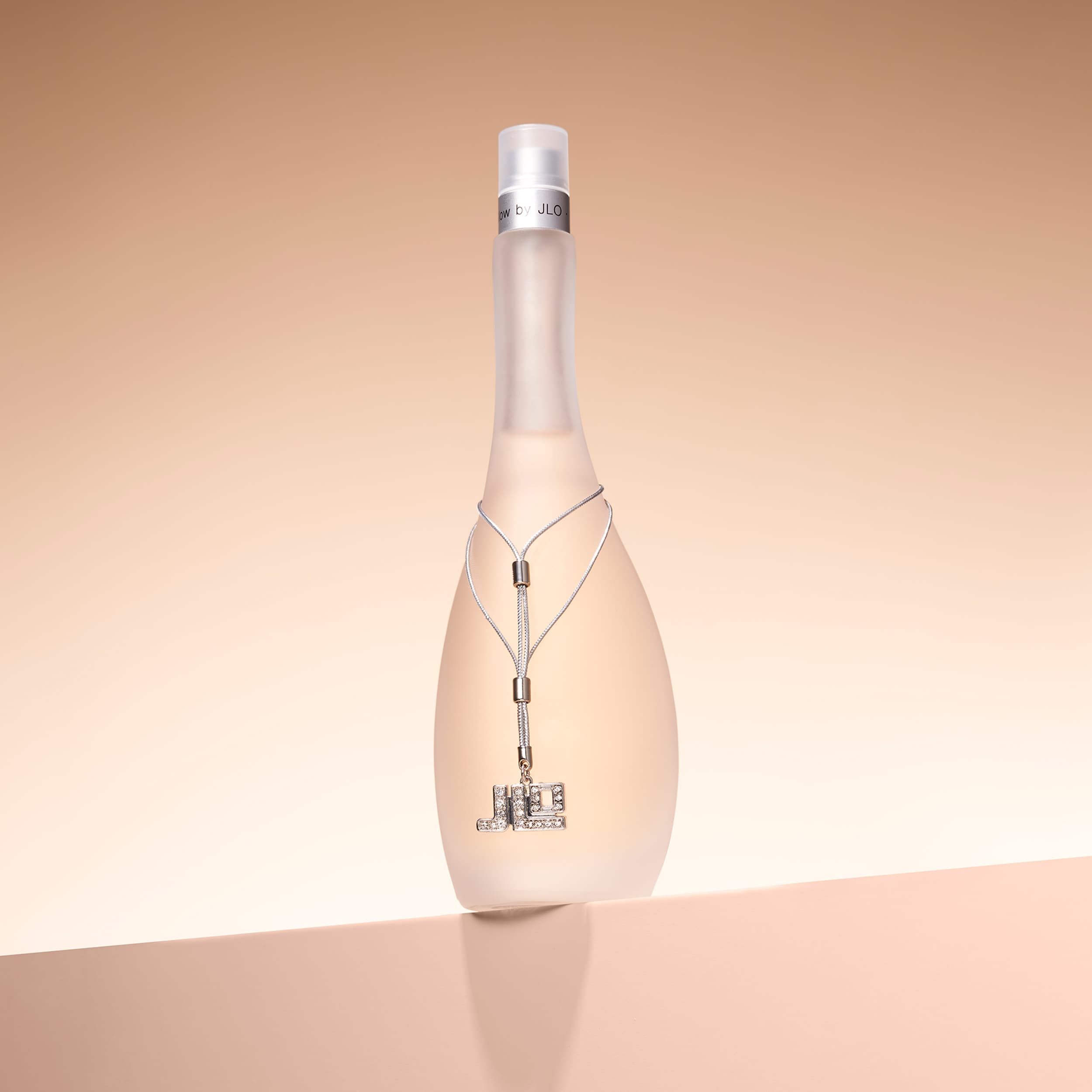 jlo_cat-carousel_4 jlo_cat-carousel_4