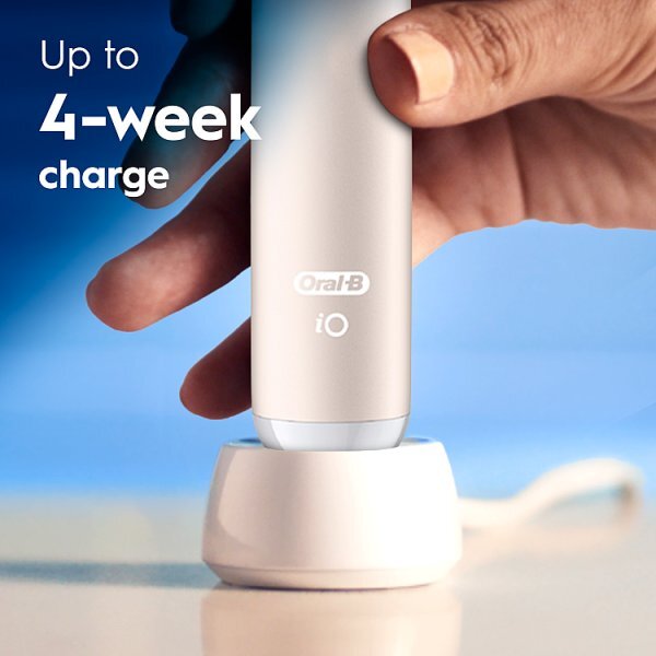 Oral-B iO2 Calm Pink Electric Toothbrush Whitening Edition